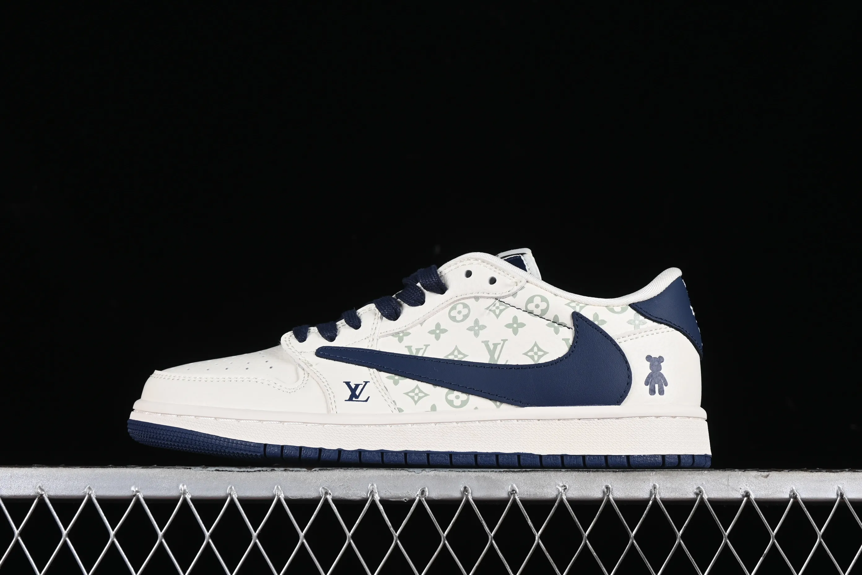 All categories Air Jordan Jordan series basketball shoes Air Jordan 1 Low high-end customized low-top sneakers Travis Scott x Fragment Design x Air Jordan 1 Low OG SP AJ1 Joe 1 LV joint rice dark blue violent bear low-top cultural casual sneakers SJ2068-100